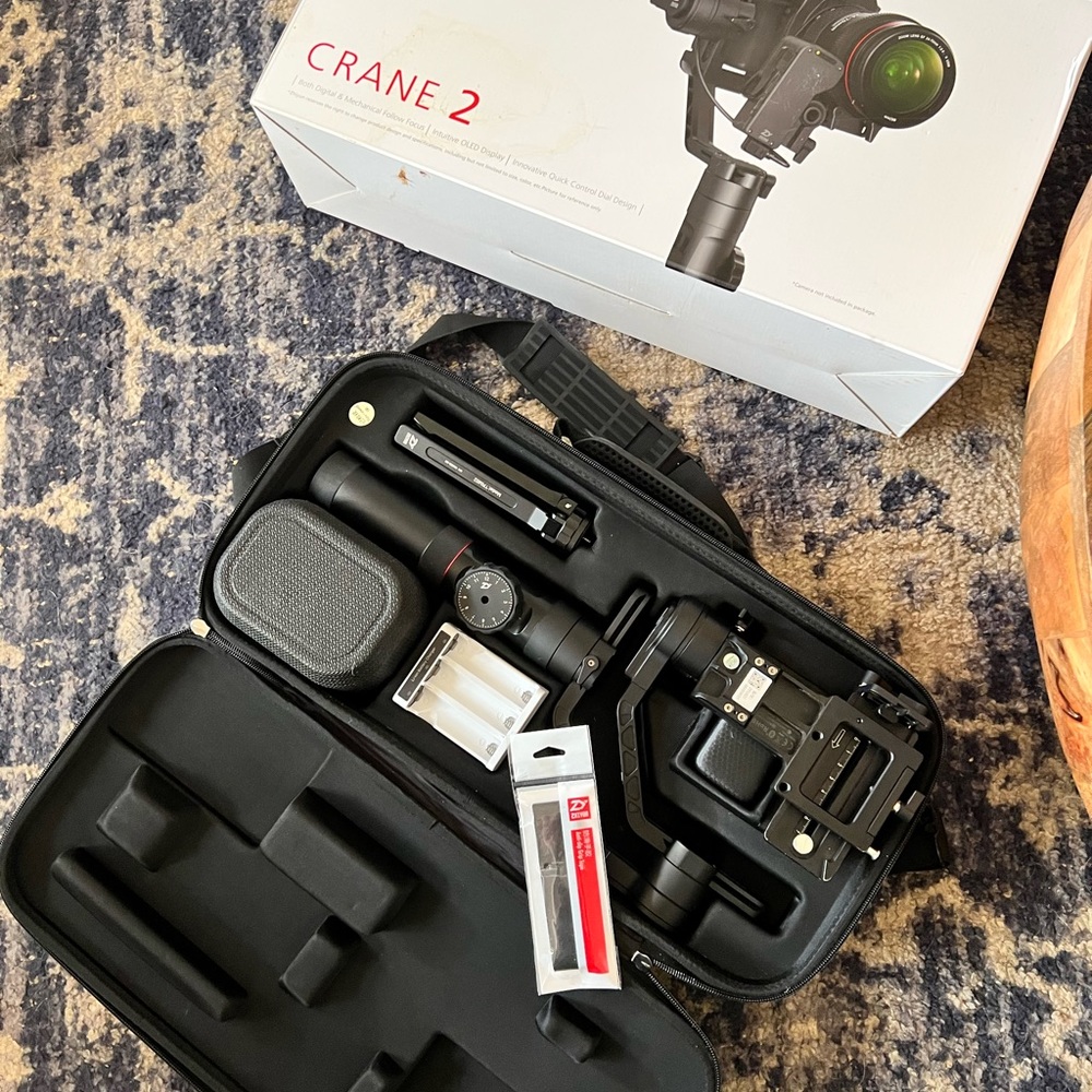 Zhiyun Crane 2  Gimbal Stabilizer w/ Follow Focus for DSLR & Mirrorless Camera